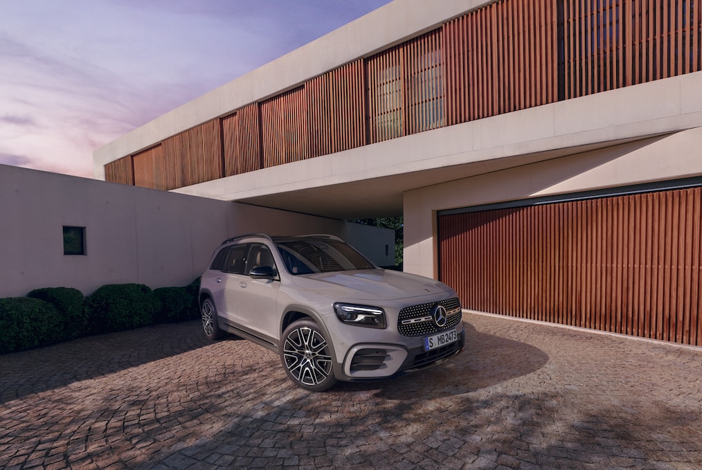 Wie das Digitale Extra MBUX Augmented Reality für Navigation im Mercedes-Benz GLB funktioniert.