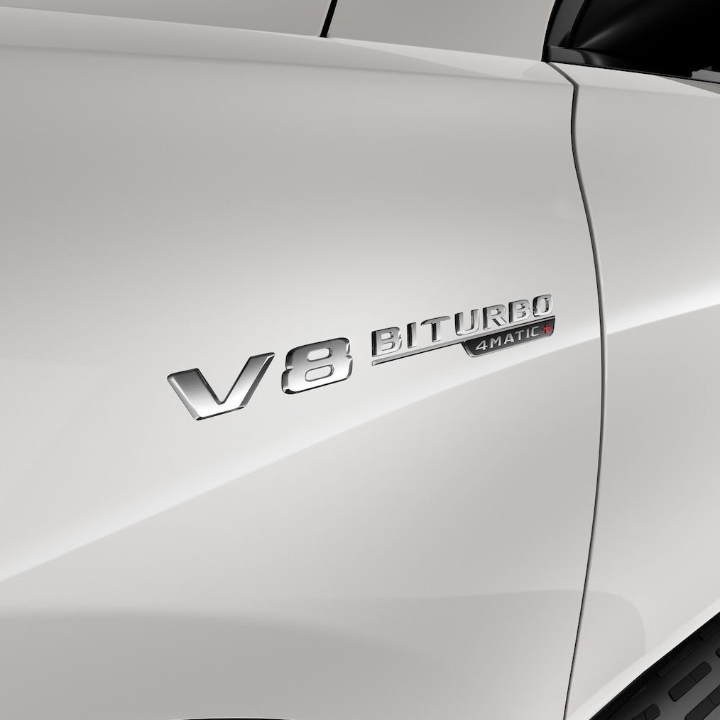 Dynamischer Blick auf ein Mercedes-AMG GLE Coupé.