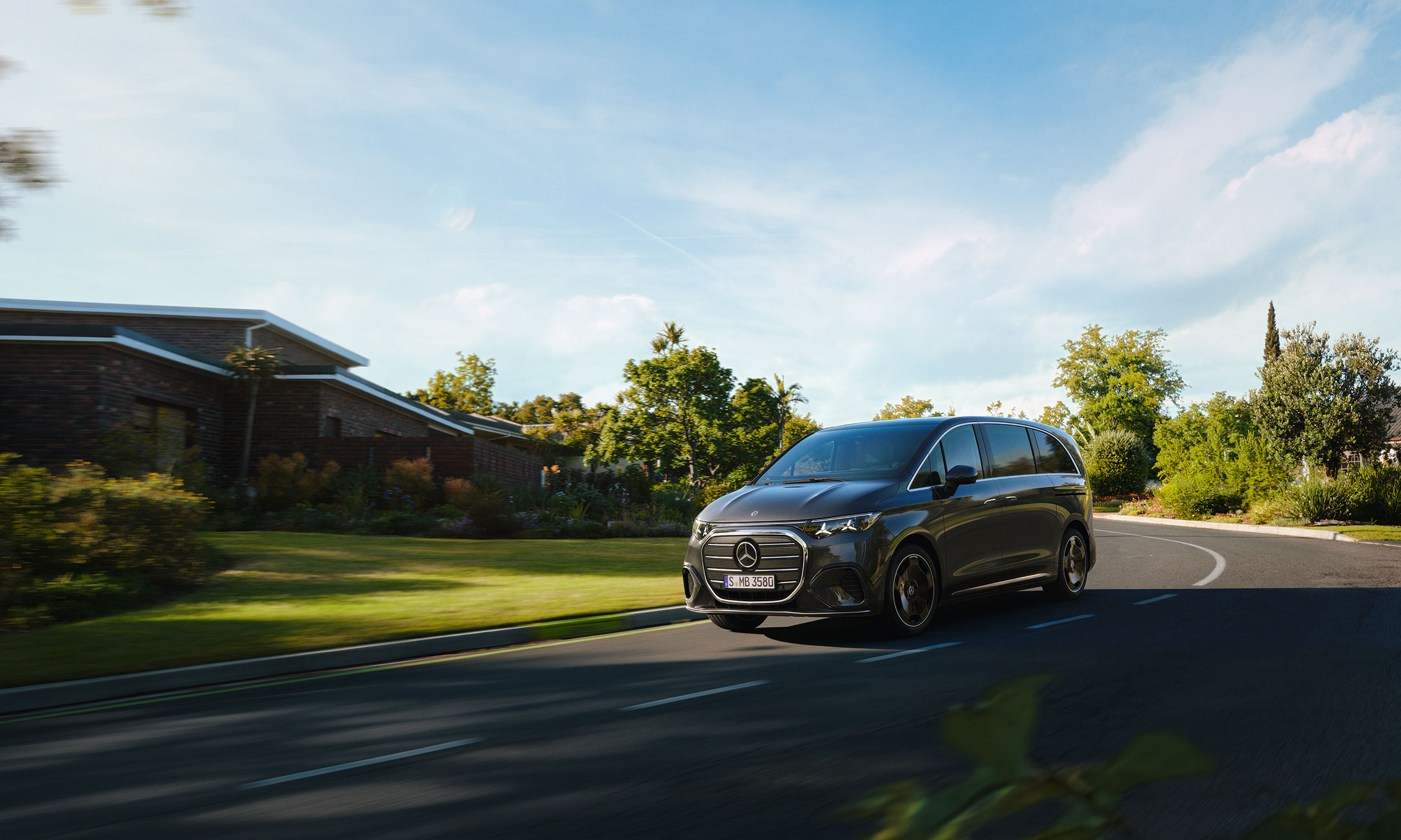 Sneak Preview | VLE | Mercedes-Benz VLE auf der Straße.