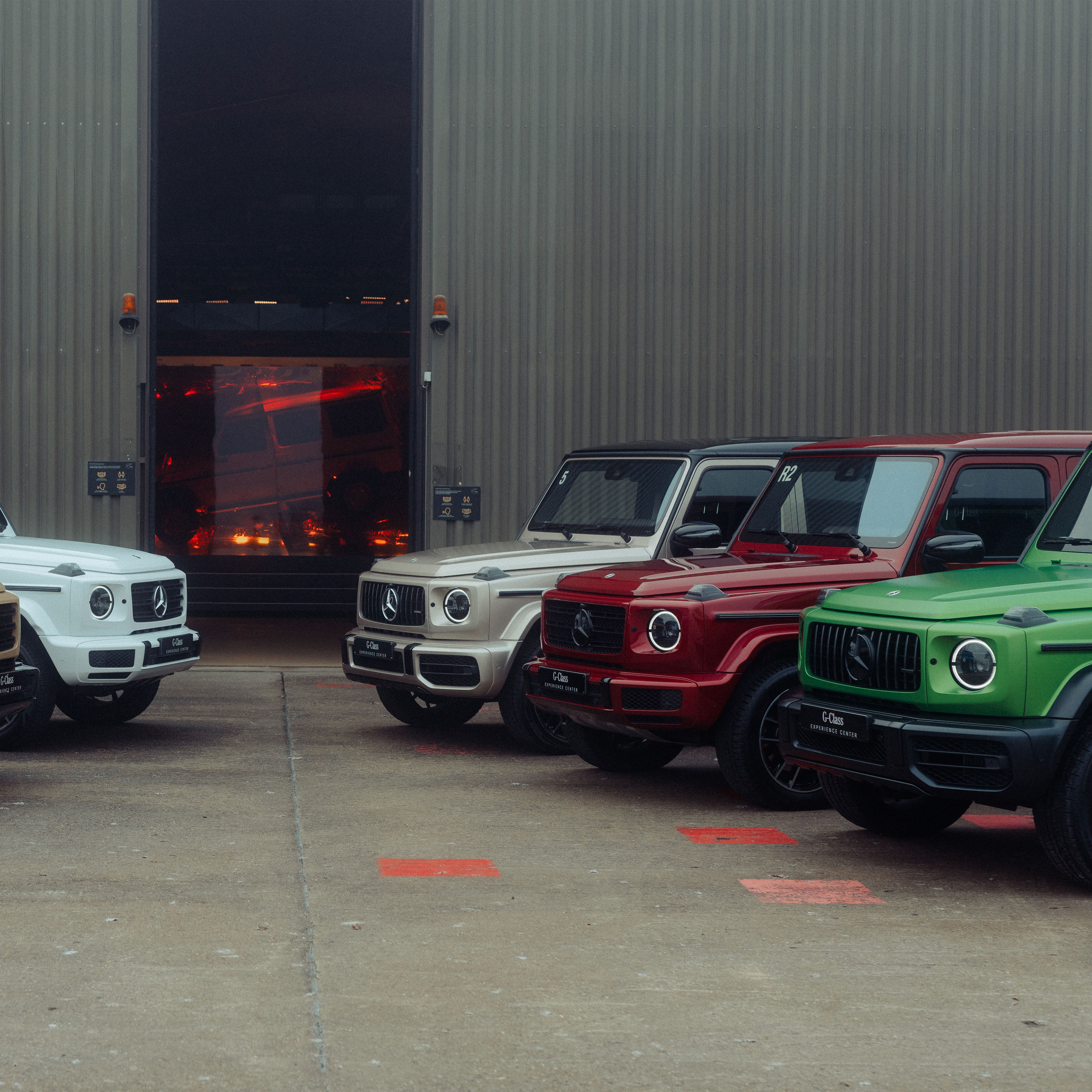 G-Klasse | Werksauslieferung | G-Class Experience Mercedes-Benz G-Klasse in Frontansicht.