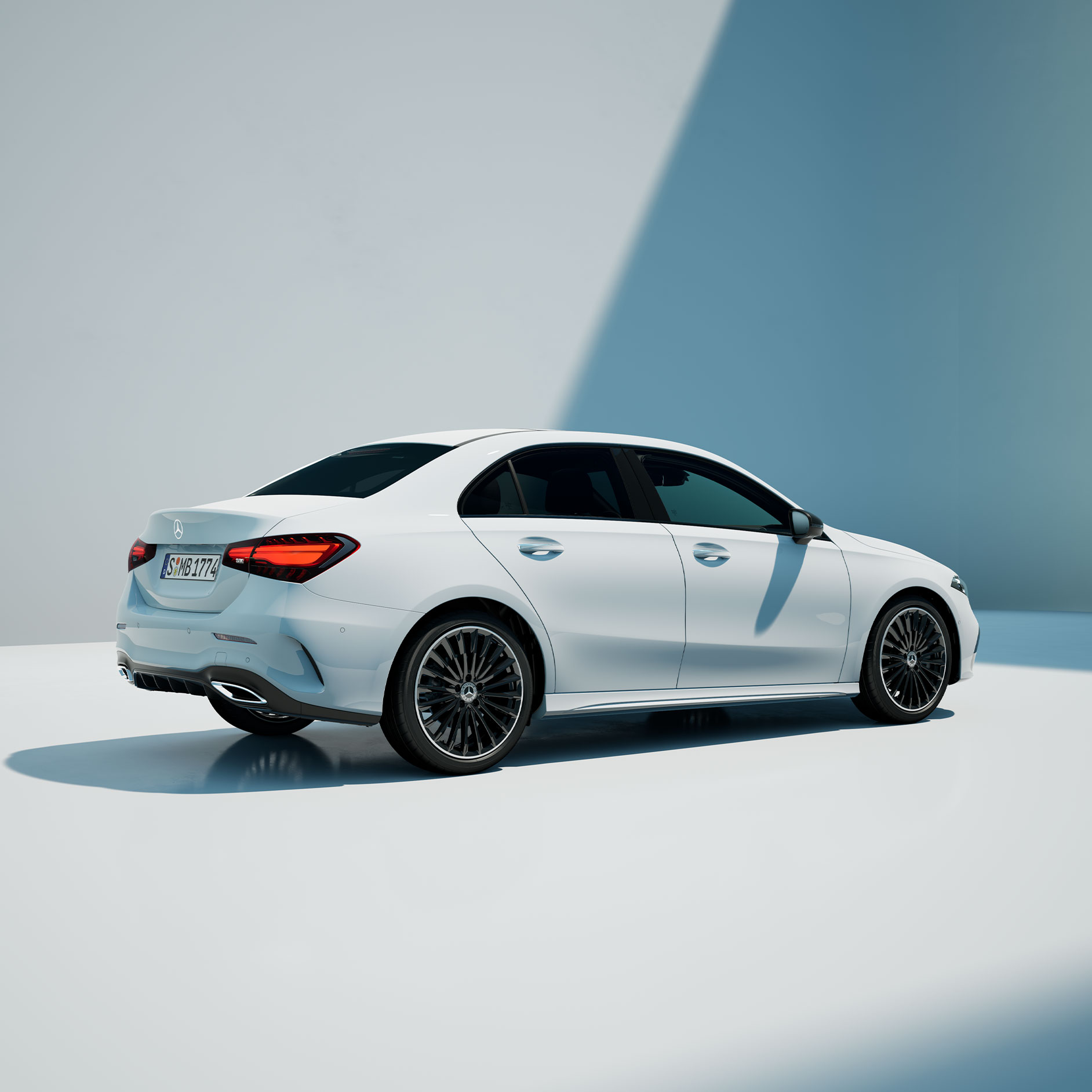 Personalisierung | A-Klasse | Mercedes-Benz Vereinbaren Sie eine Probefahrt mit der A-Klasse von Mercedes-Benz bei einem Händler in Ihrer Nähe.