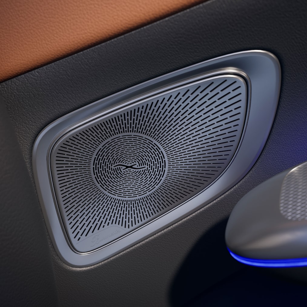 Das Burmester® 3D-Surround-Soundsystem in der neuen C-Klasse Limousine von Mercedes-Benz.
