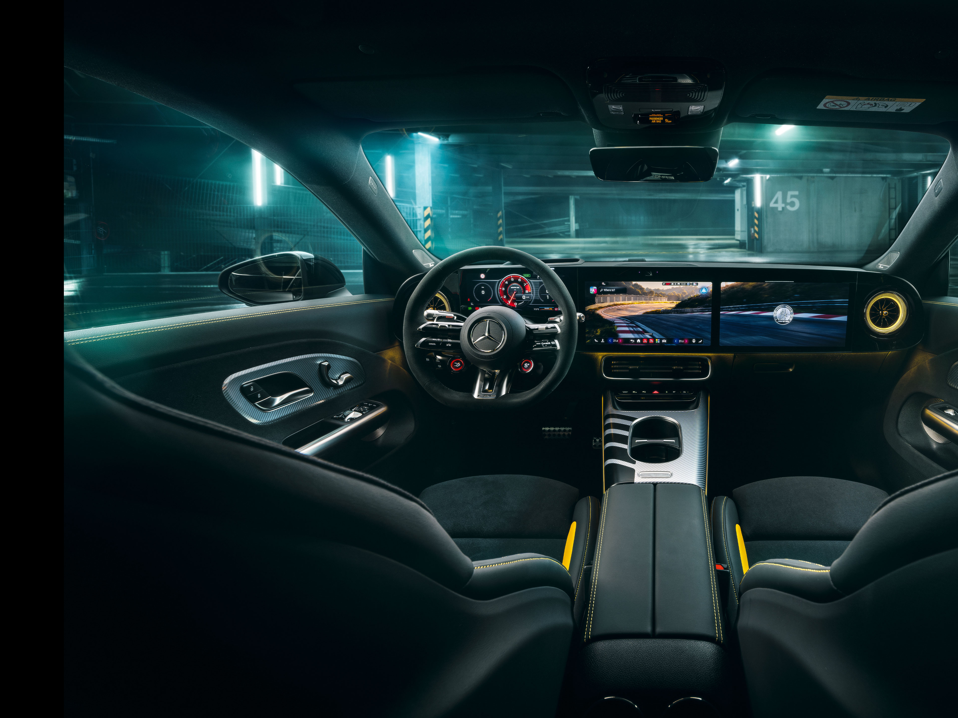 Interieur | CLA | Mercedes-AMG Das Interieur des neuen elektrischen Mercedes-AMG CLA 45 4MATIC+.