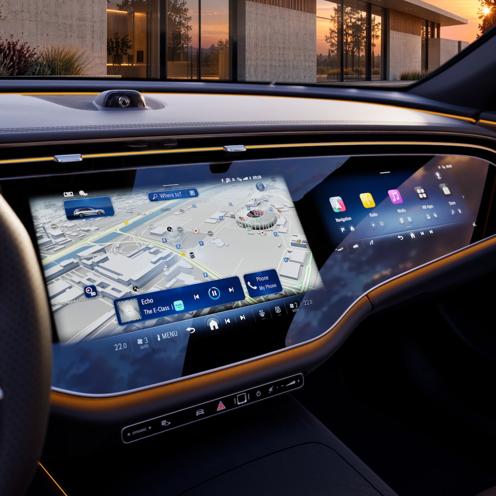 Der MBUX Superscreen im Mercedes-Benz E-Klasse T-Modell.