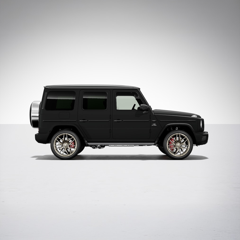 Seitenansicht eines Mercedes-AMG G 63 mit AMG Performance-Paket.