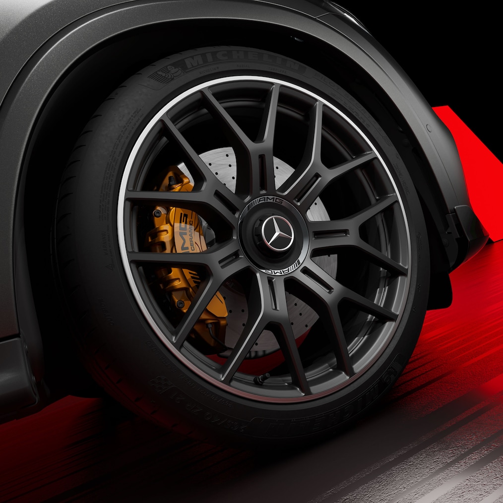 53,3 cm (21") AMG Leichtmetallrad Y-Speichen-Design mit AMG Keramik-Bremse.