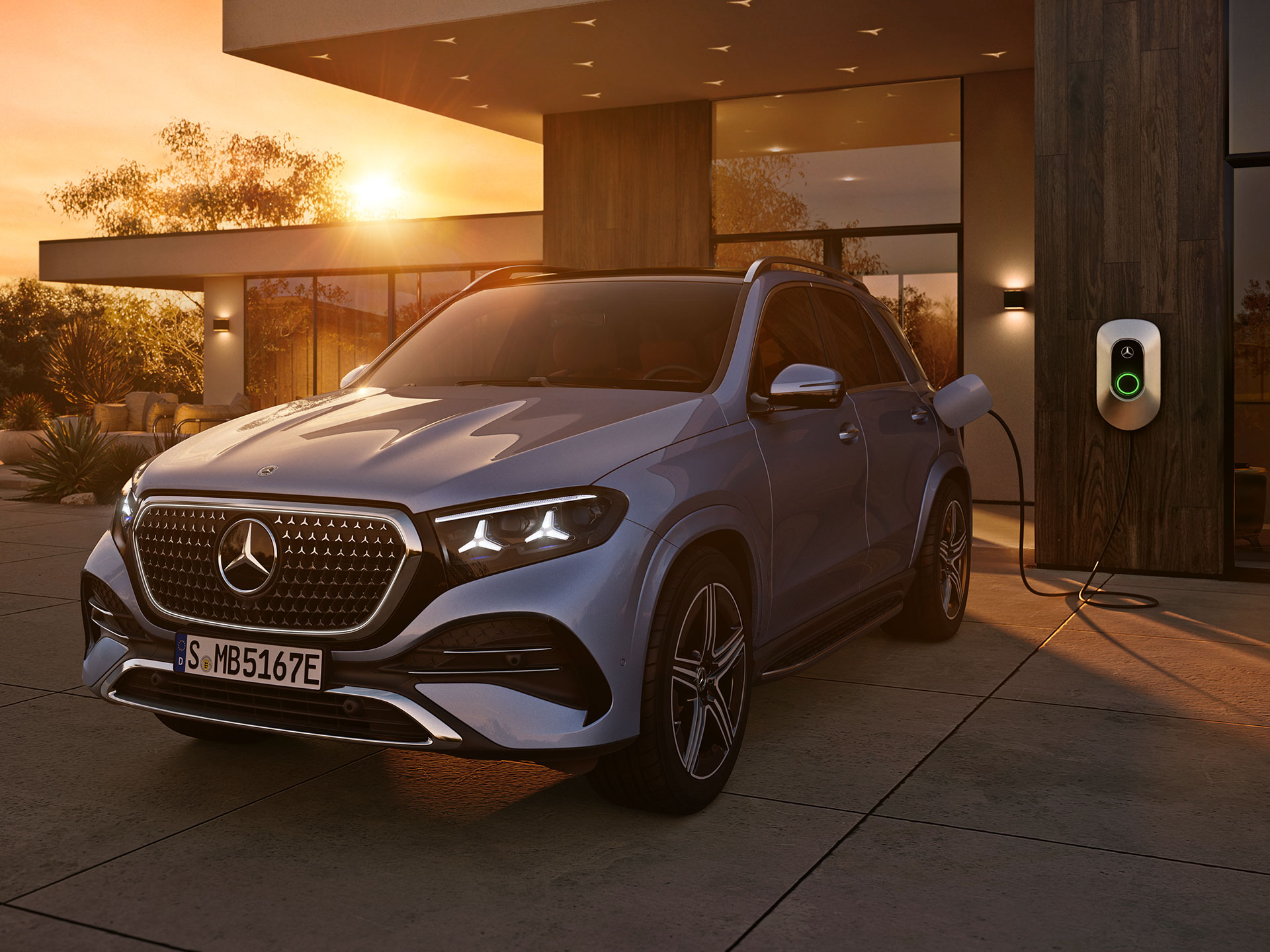 Plug-in-Hybrid | GLE | Mercedes-Benz Der Plug-in-Hybrid des neuen GLE von Mercedes-Benz.