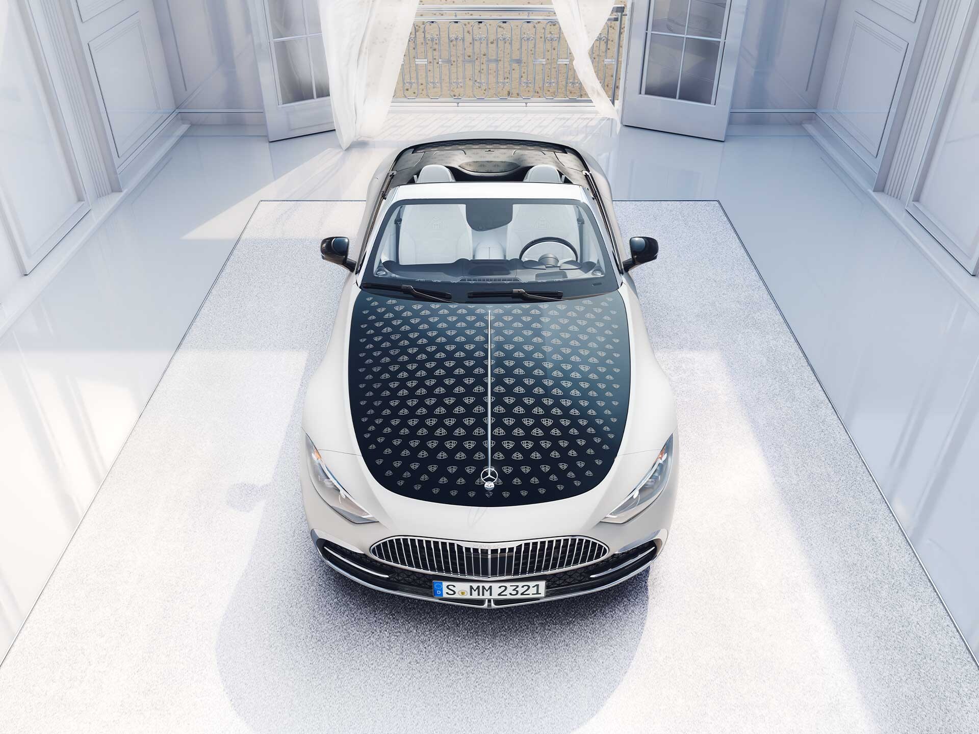Der Mercedes-Maybach SL 680 aus der Vogelperspektive.