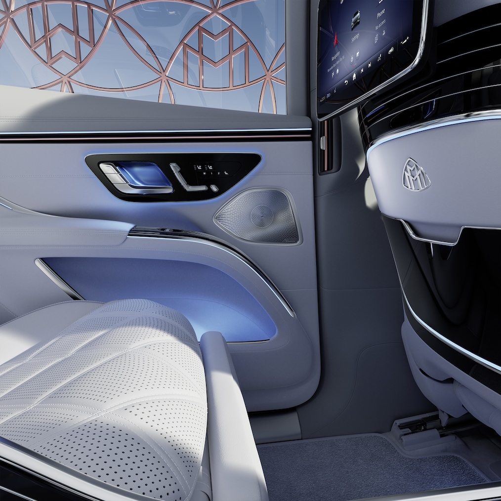 Nahaufnahme des Lautsprechers des Burmester® 4D-Surround-Soundsystems in der hinteren Seitentür.