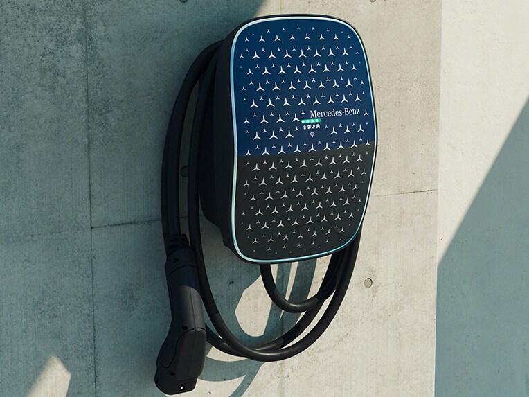 Die Mercedes Benz Wallbox.