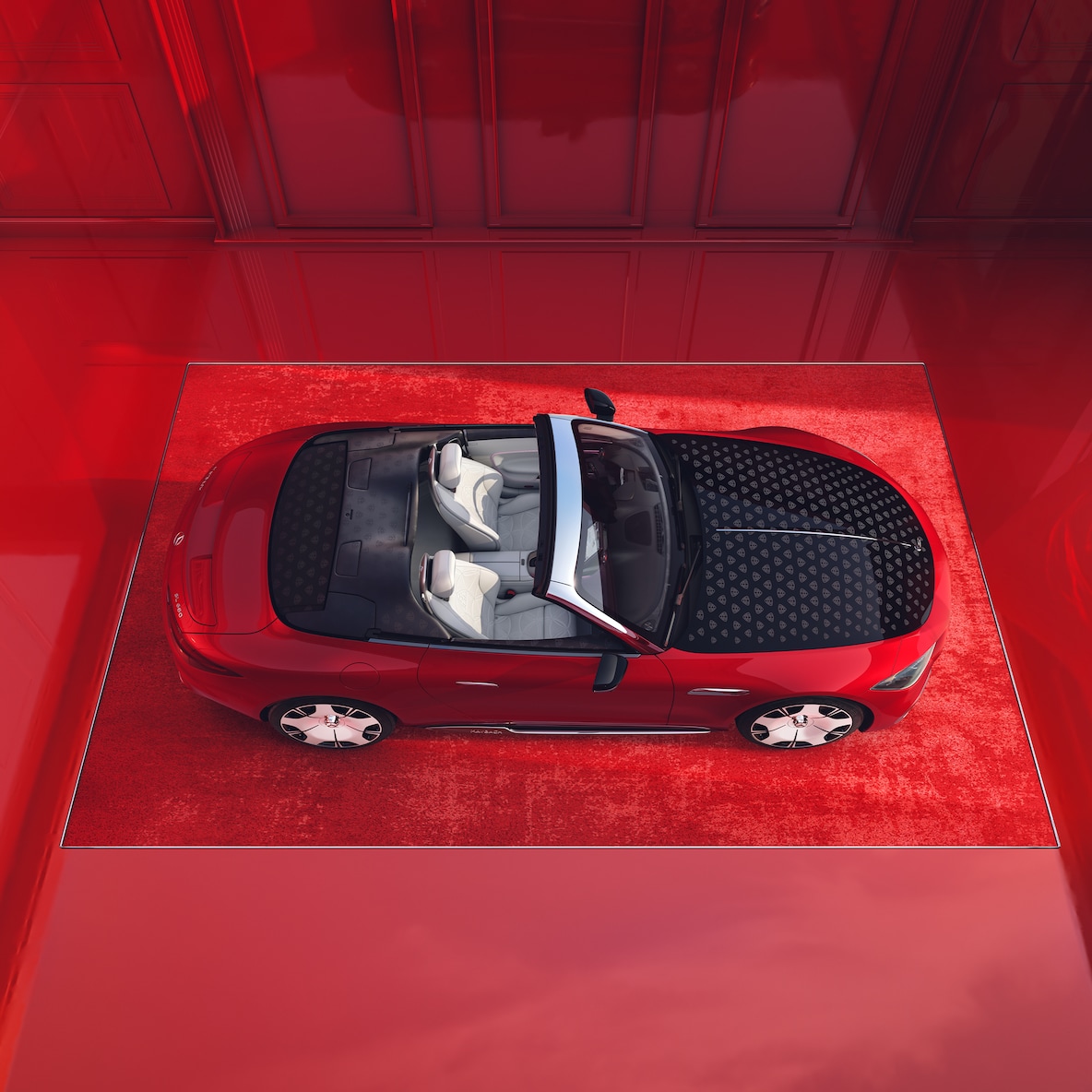 Draufsicht auf den offenen Mercedes-Maybach SL 680 Monogram Series mit dem Designkonzept „Red Ambience“.
