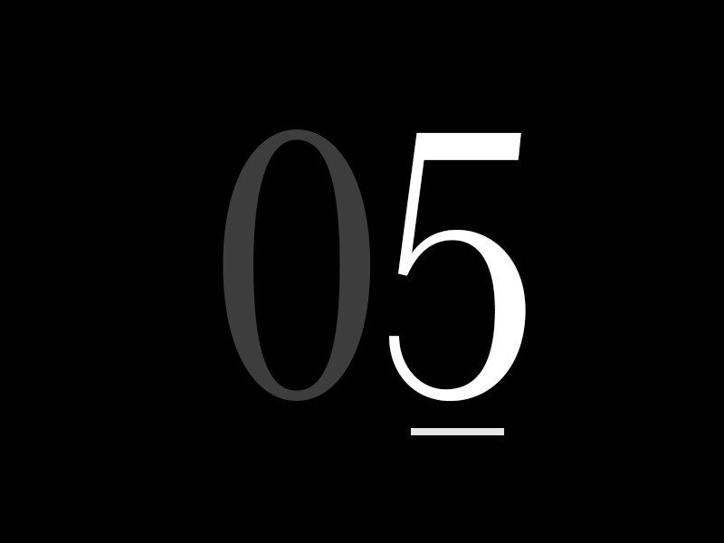 Eine große Zahl „05“.