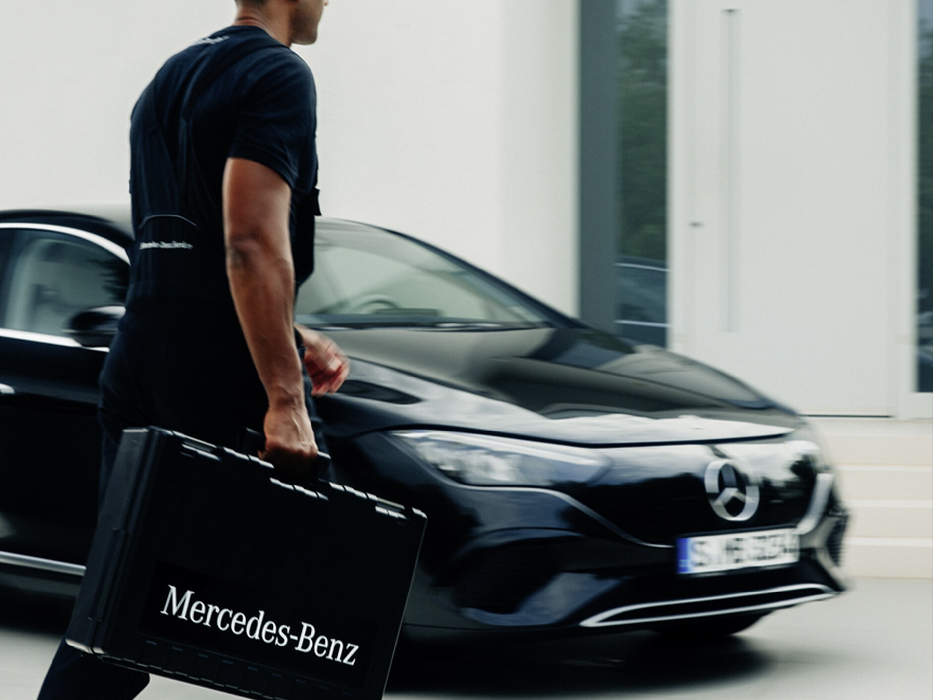Die Mercedes-Benz Wallbox, inspiriert von den Mercedes-Benz Designprinzipien.