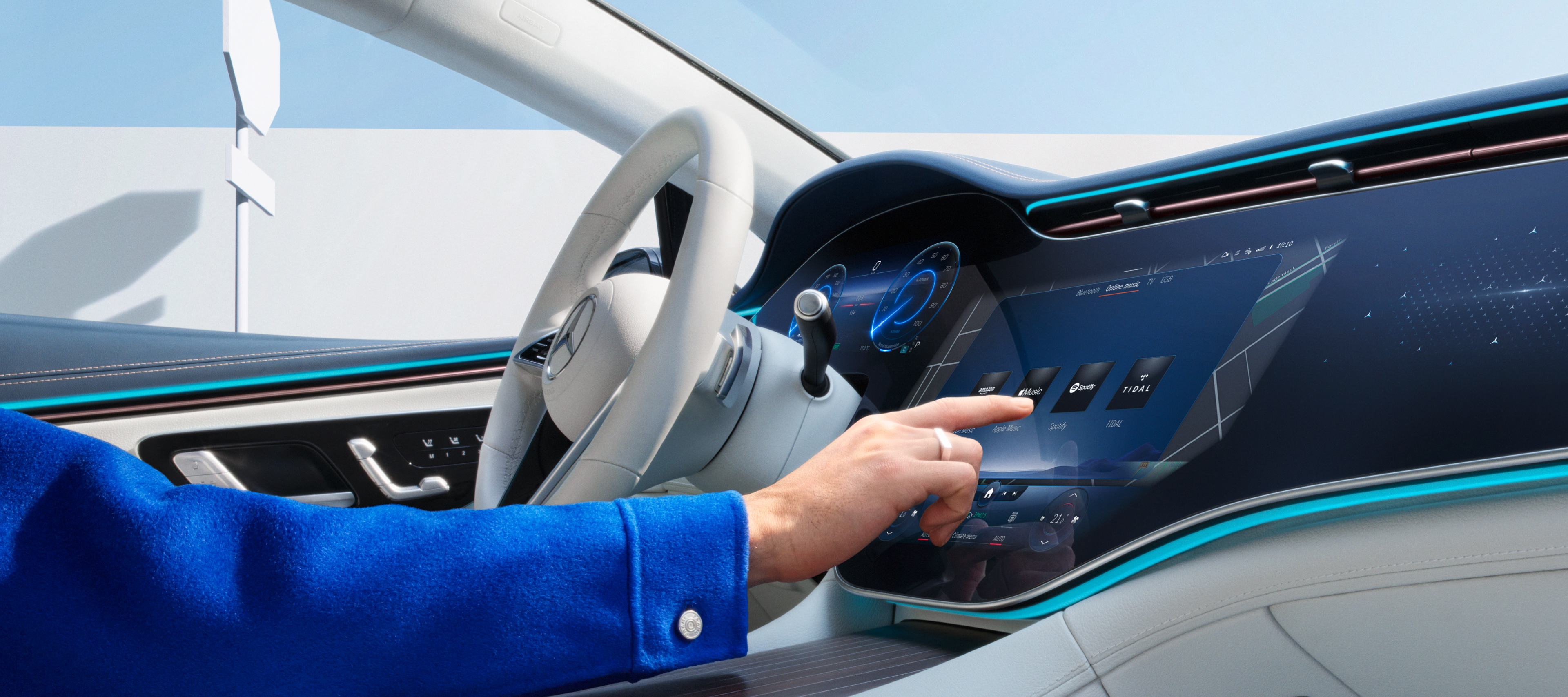 Digitale Extras | Mercedes-Benz Auf dem Bildschirm des MBUX Multimediasystems in einem Mercedes-Benz werden Digitale Extras ausgewählt.