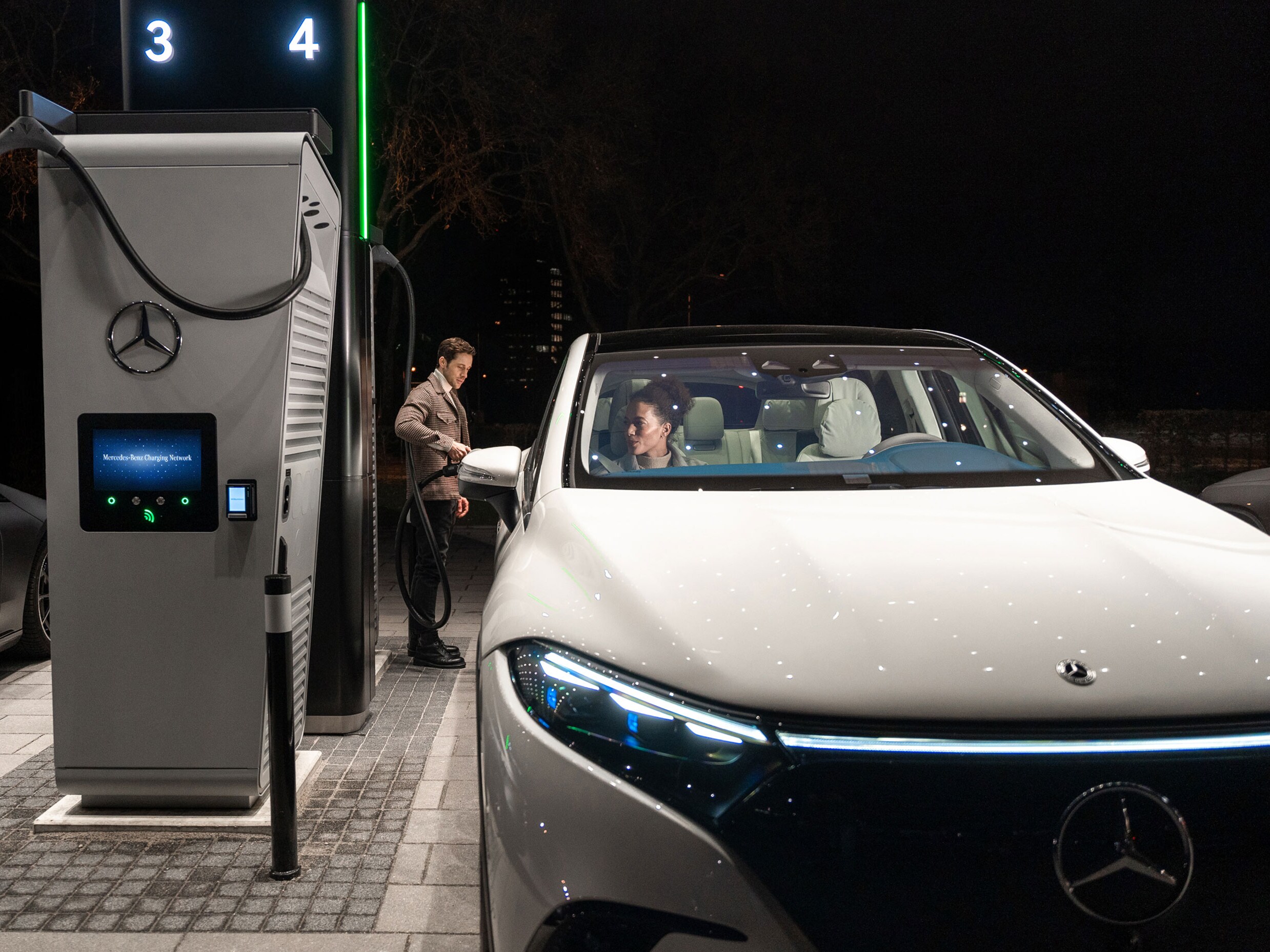Renewable Charging | Laden unterwegs | Mercedes-Benz