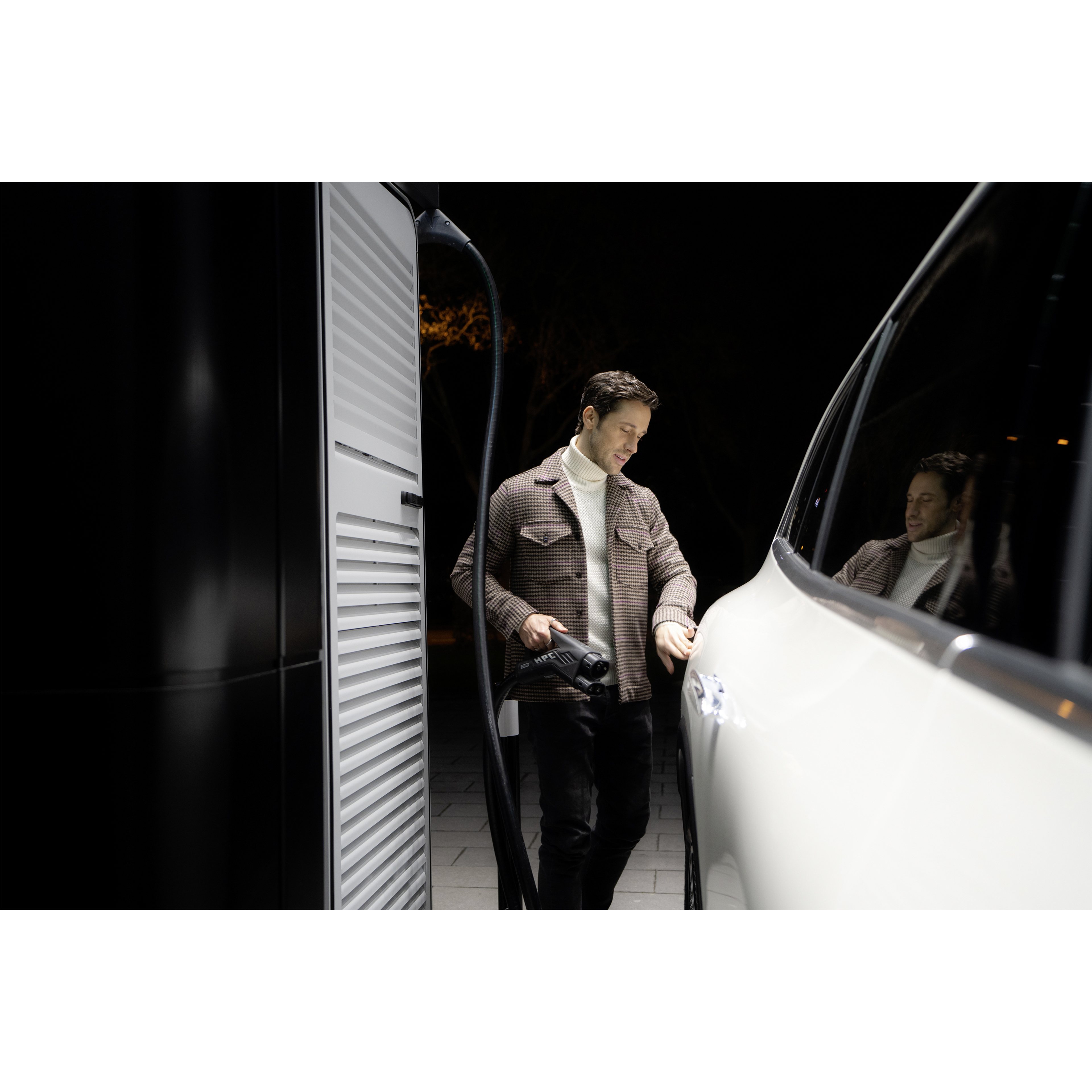 Laden | Mercedes-Benz Die Ladelösungen für Ihren Mercedes-Benz.