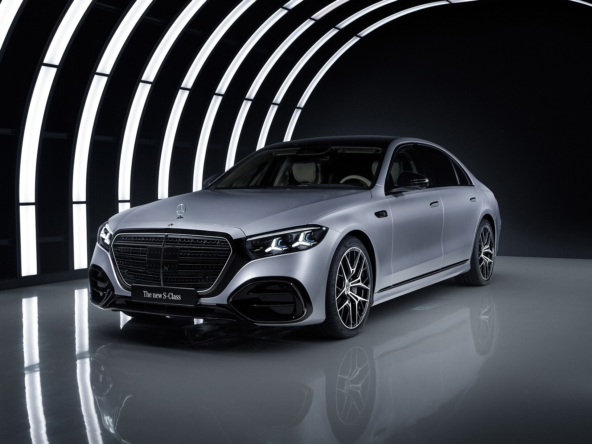 Ein Bild, das die Technologie hinter den Antriebssträngen von Mercedes-Benz zeigt.