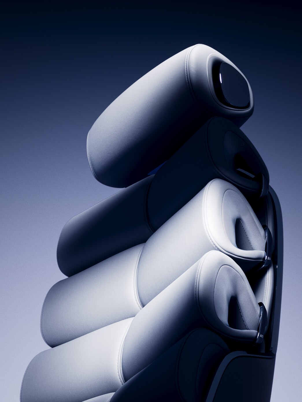 Die beiden luxuriösen Sitze im Fondraum des Vision V in einer Liegeposition.