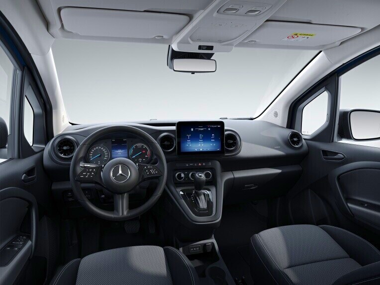 Der Mercedes-Benz eCitan Tourer in der Ausstattungslinie BASE.