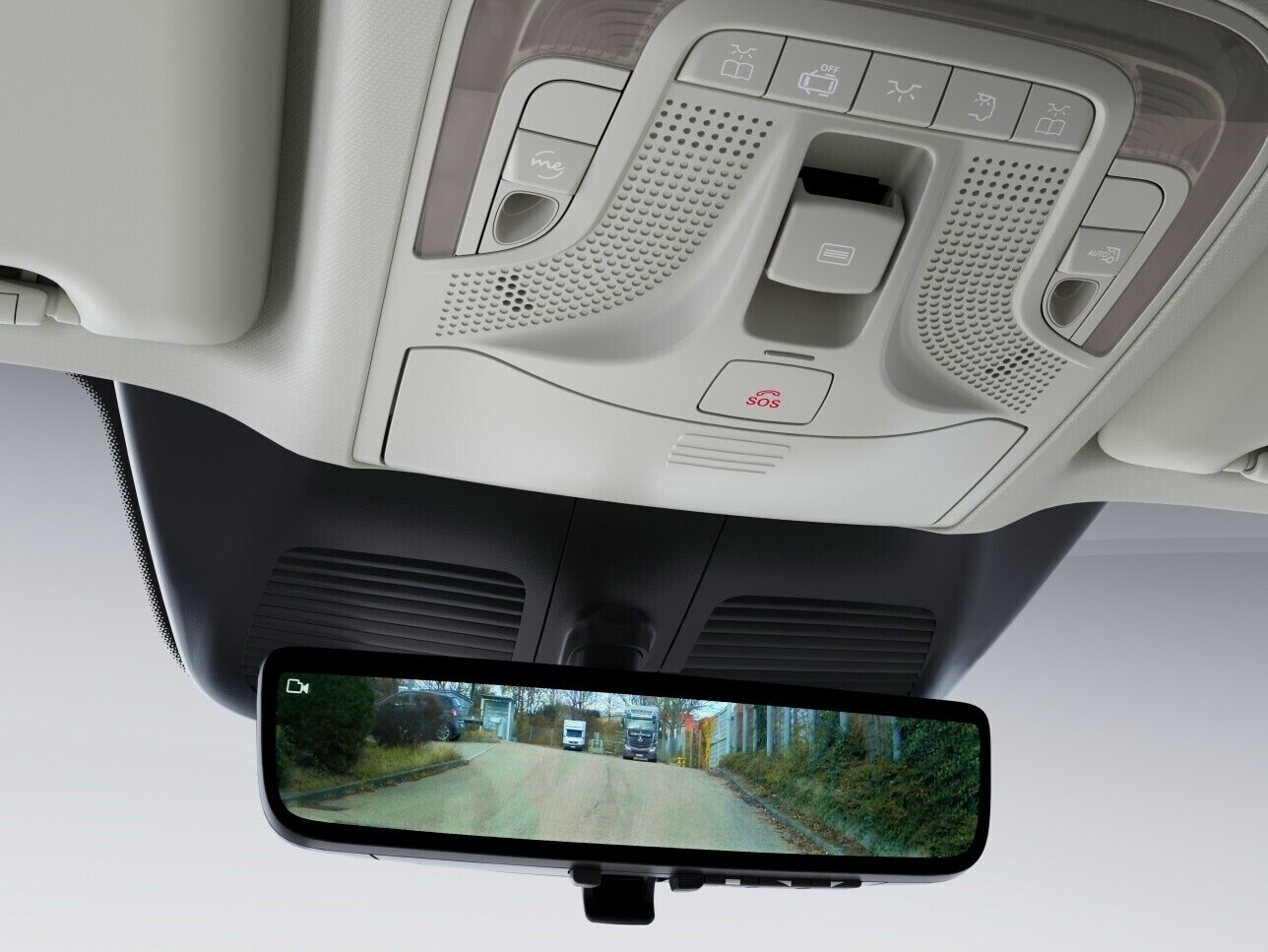 Digitaler Innenspiegel im Mercedes-Benz Vito.