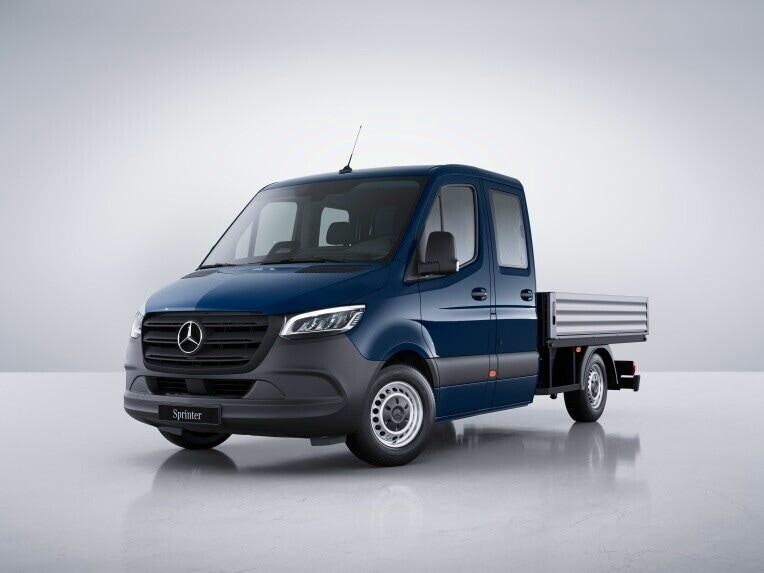Das Mercedes-Benz Sprinter Pritschenfahrzeug in der Ausstattungslinie BASE.