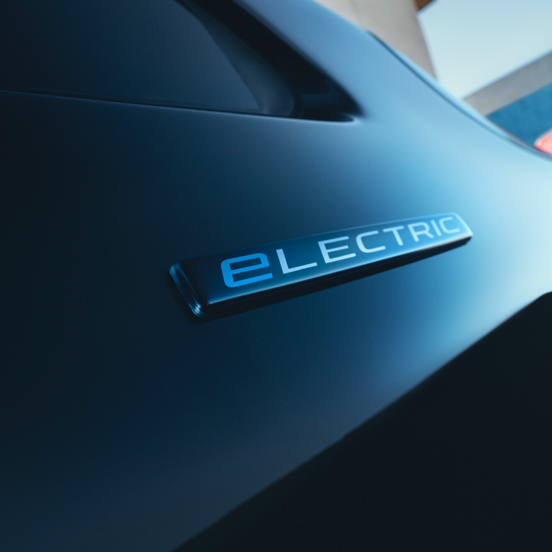 Gewerbliche Ladelösung | Mercedes-Benz Transporter Laden Sie Ihren Mercedes-Benz Transporter mit voller Transparenz über die Gebühren und zentraler, digitaler Abrechnung.