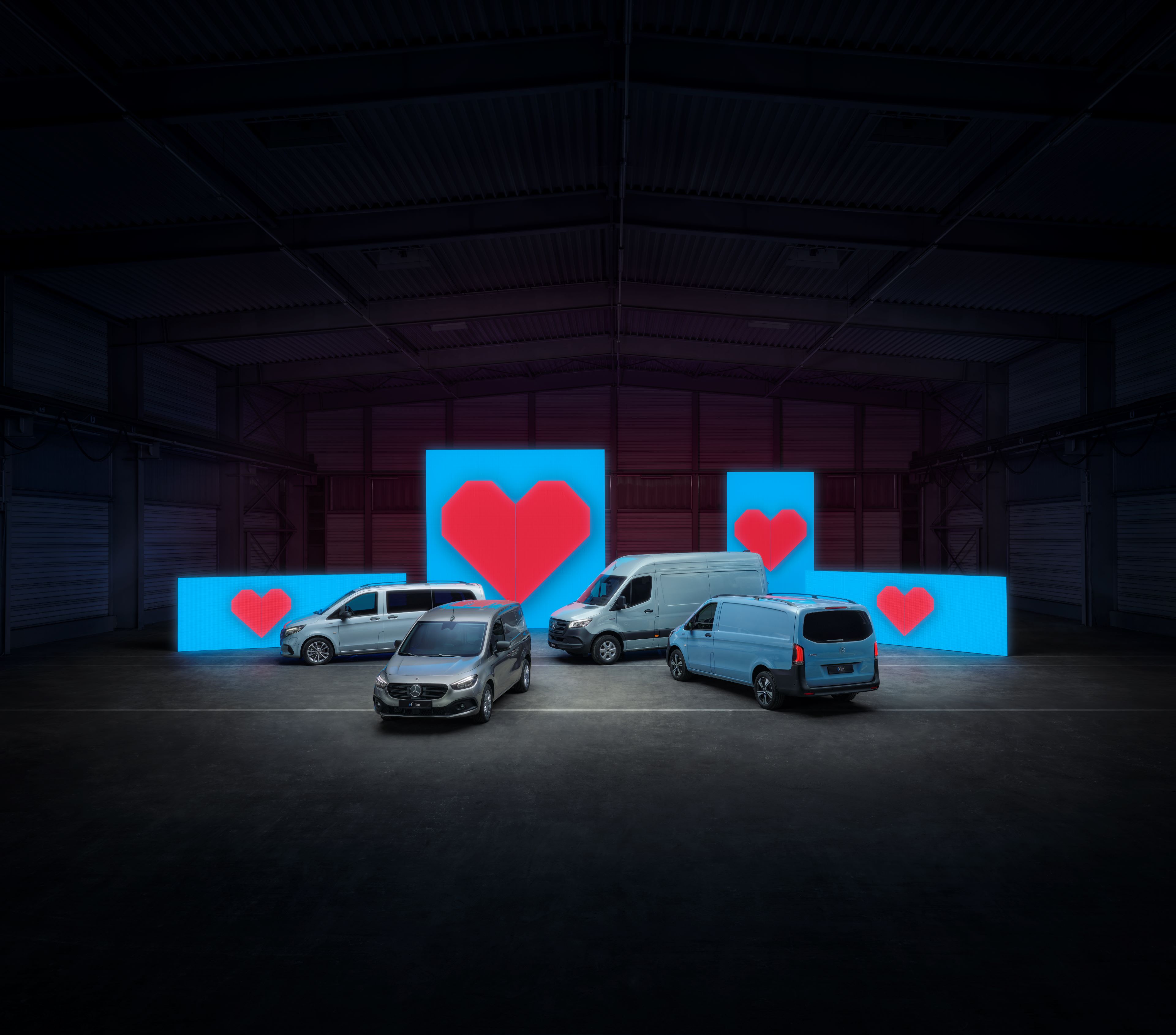 Elektrische Transporter | eSprinter, eVito und eCitan | Mercedes-Benz Die Mercedes-Benz Modelle eSprinter, eVito und eCitan als Kastenwagen.