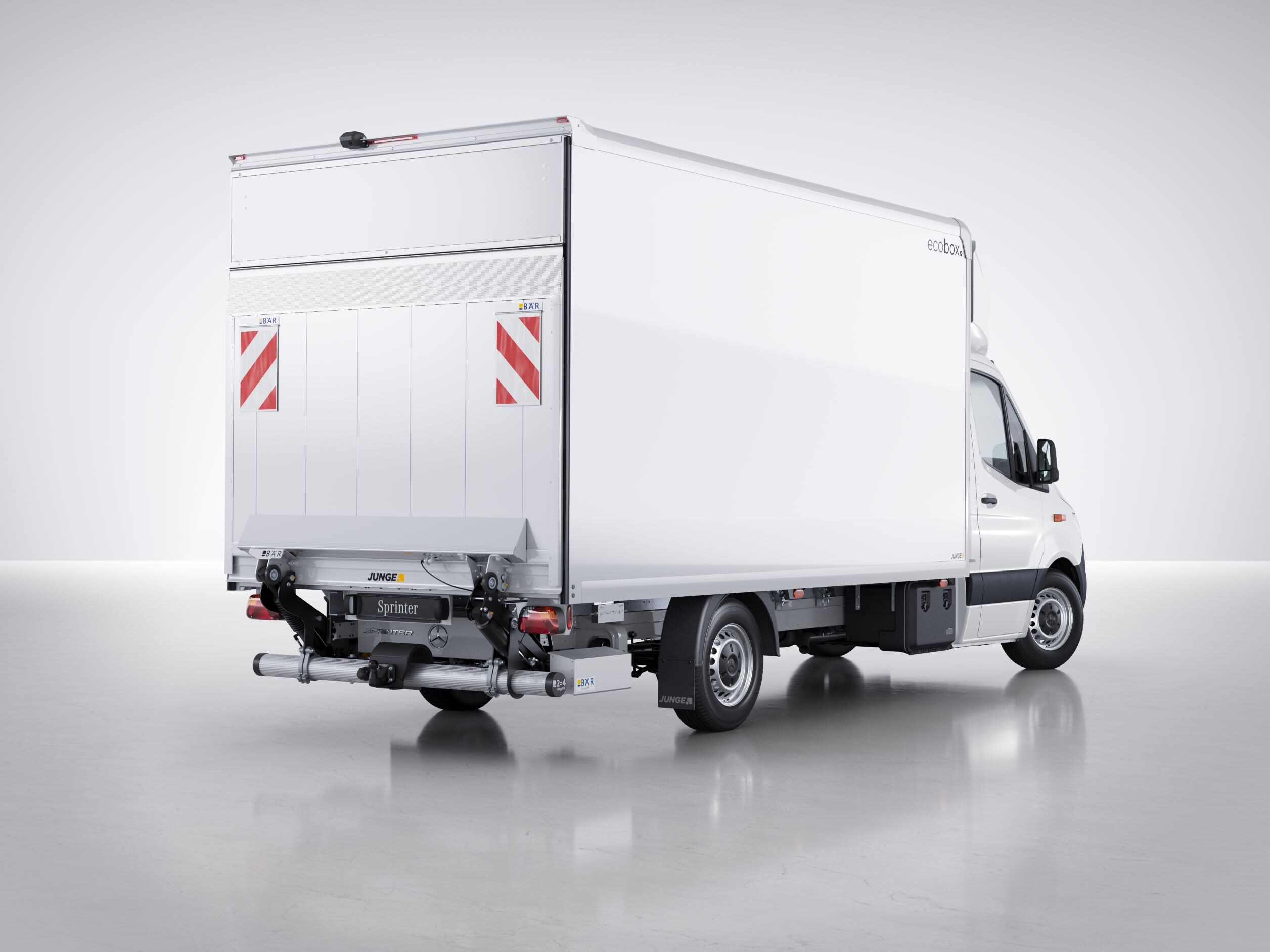 The Sprinter with dry-freight body.