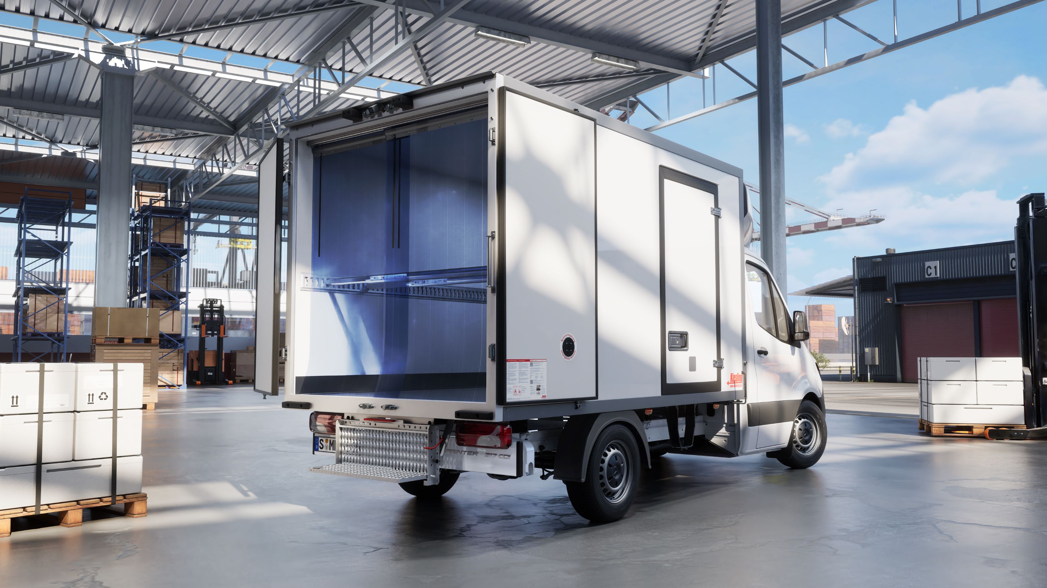 VanSolution | Sprinter | Mercedes-Benz The Sprinter with a refrigerated body by Kiesling.